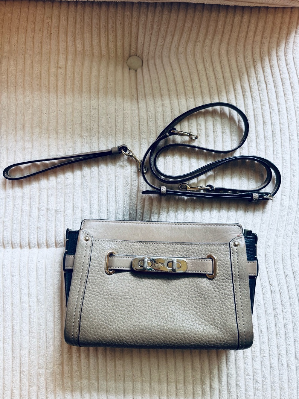 Coach Swagger Colorblock Wristlet Bag